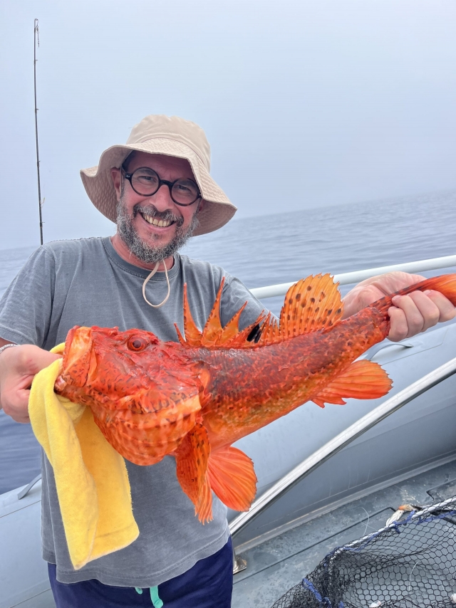 Tour de pesca deportiva con aperitivo en las Islas Egadas 4h