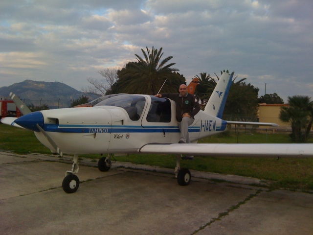 Volo in ultraleggero a Palermo