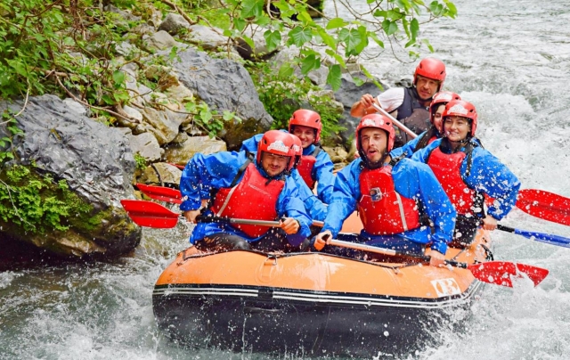  rafting on the Lao 