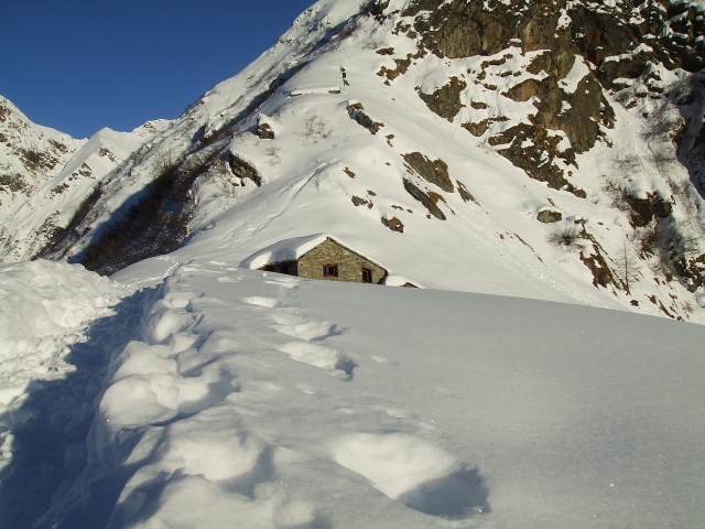  camino hacia Alpe Sattal