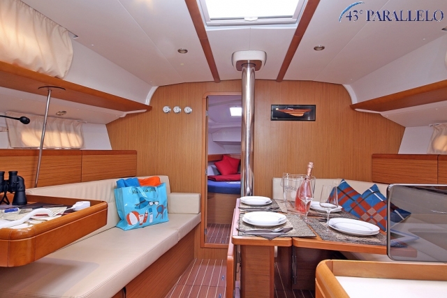  Sun Odyssey 42i - 内饰