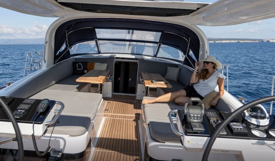  Das Sonnendeck des Bootes