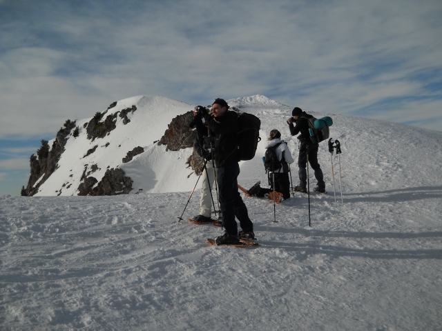 Kommen Sie und entdecken Sie das Glück des Schneeschuhwanderns 