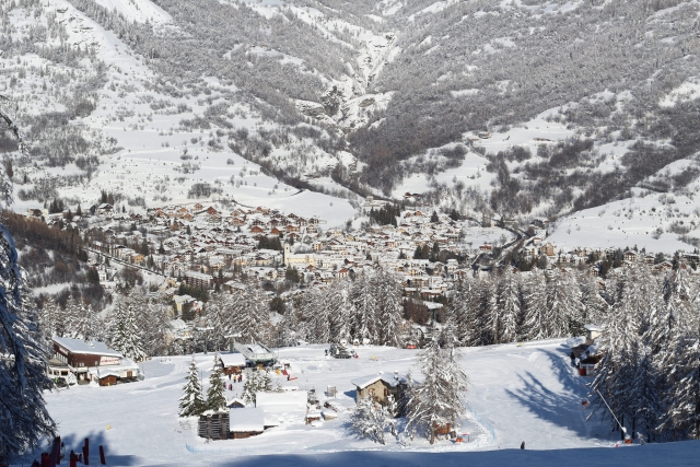 Bardonecchia enneigée