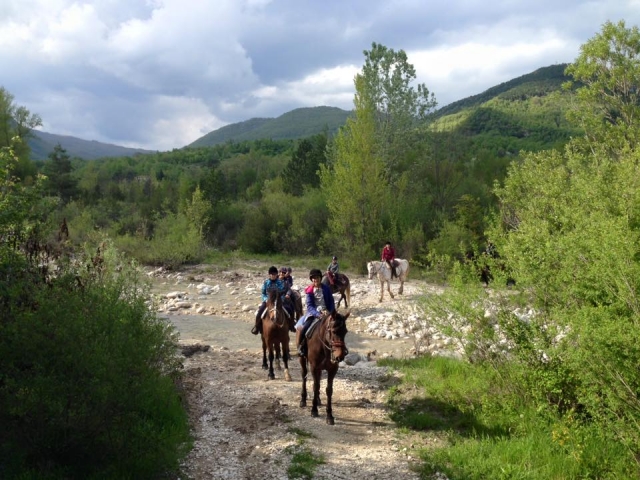  Équitation dans les Abruzzes 