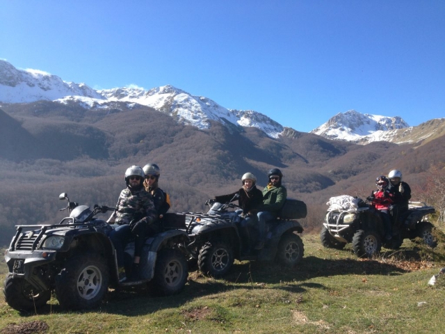  quad en montagne