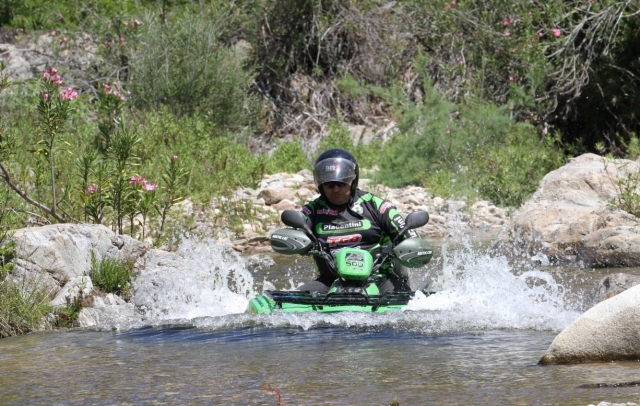  quad in water 