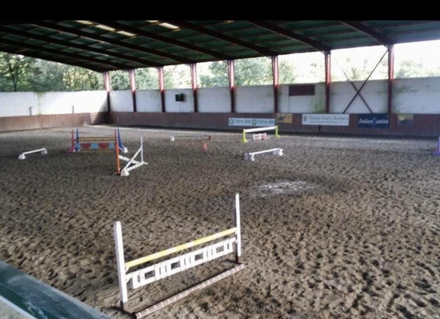  Gutshof-Reitstall 