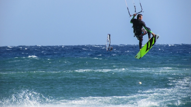  Kitesurfer