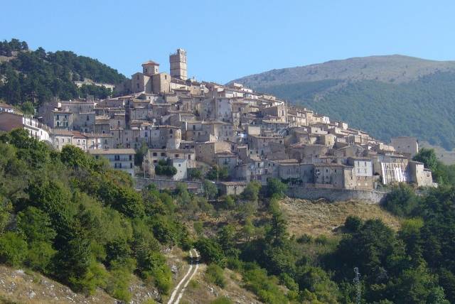 Panorama su Castel del Monte
