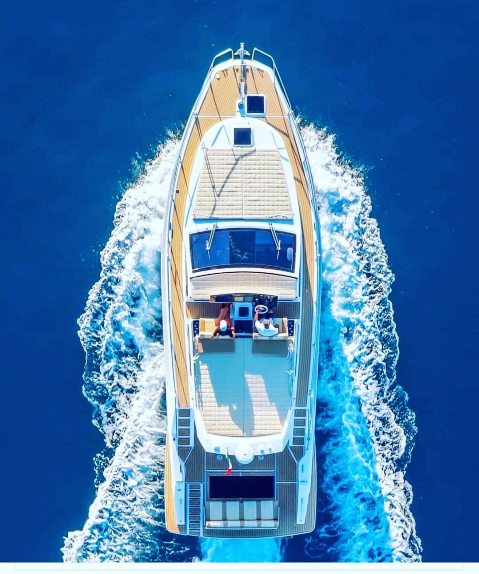  Unsere Yacht von oben gesehen