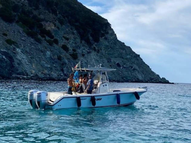 Sailing towards Portofino 