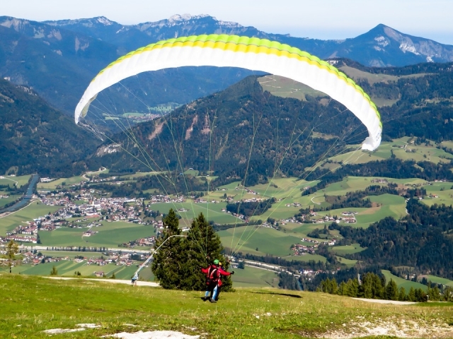  paragliding 
