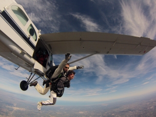 Fallschirmsprung 4200 m + Video Caltagirone