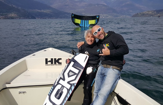  En el barco con la cometa