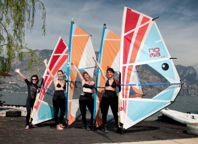 Planche à voile en groupe 