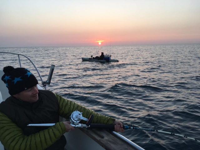  Pescando al atardecer 