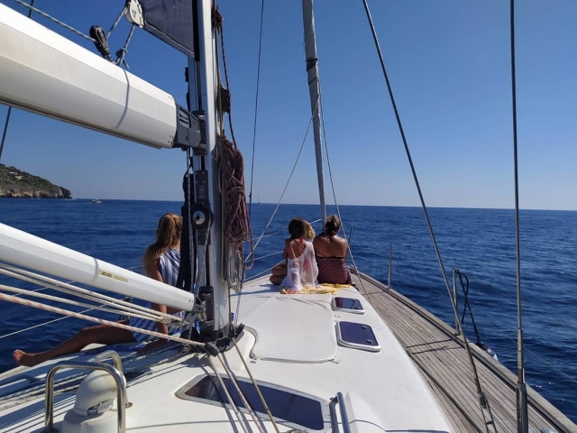  Excursion on a sailing boat 
