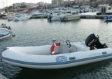 Alquiler de embarcación auxiliar Fortezza Le Castella 4 horas