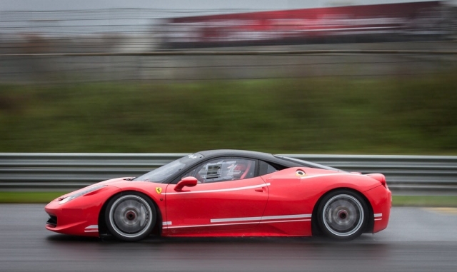  Ferrari en la pista