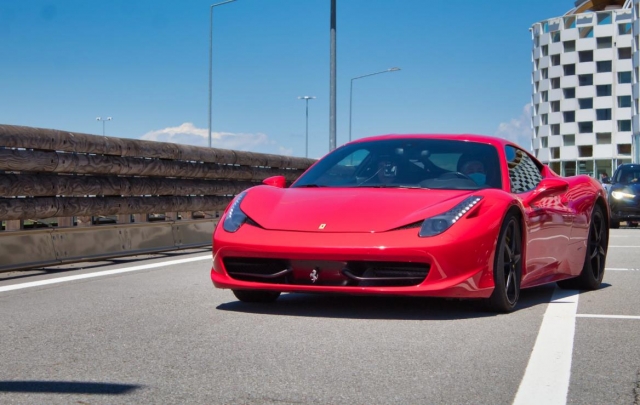  na Ferrari 