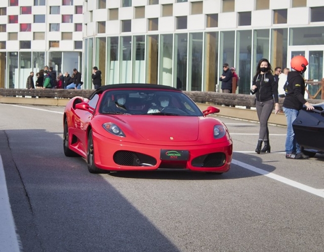 1 tour en Ferrari 458 circuit de Sarno
