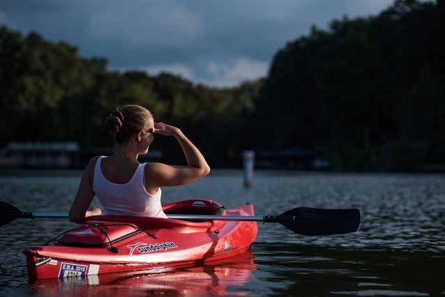 Verbringen Sie einen Tag am See 