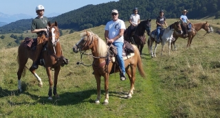 Horseback riding, Lessinia hills 1h