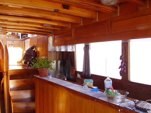 L'interno del caicco