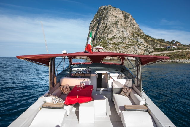  Nuestro barco 