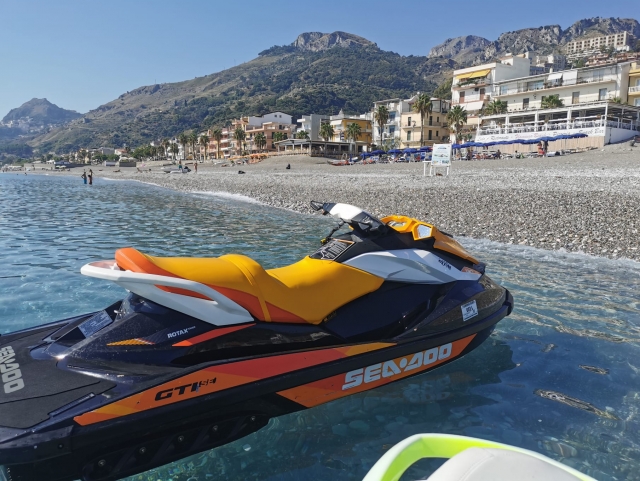 una delle nostre moto d'acqua