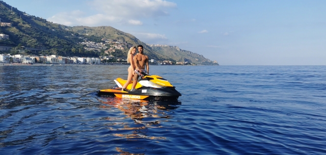 moto d'acqua di coppia
