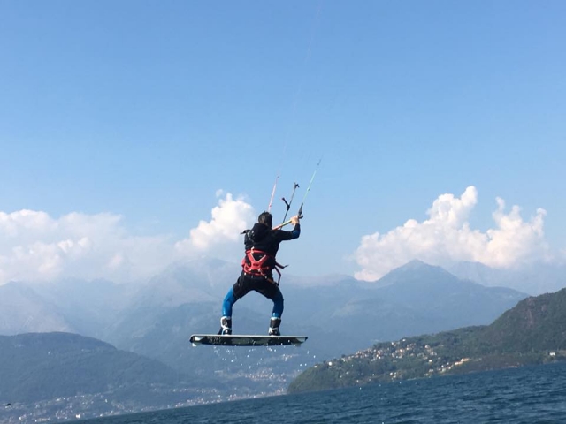  Volando sobre el lago 