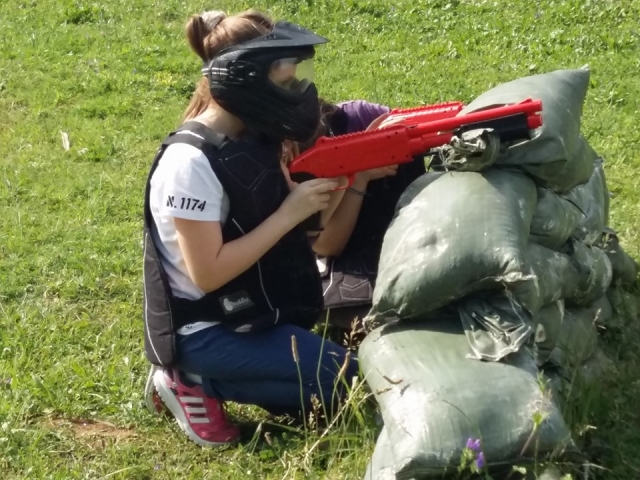  Defending yourself from enemy shots