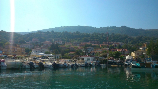 O porto de Vibo Marina 