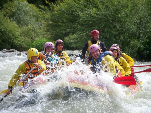 Pagaiando tra le rapide