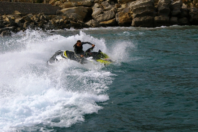  Défier les vagues 