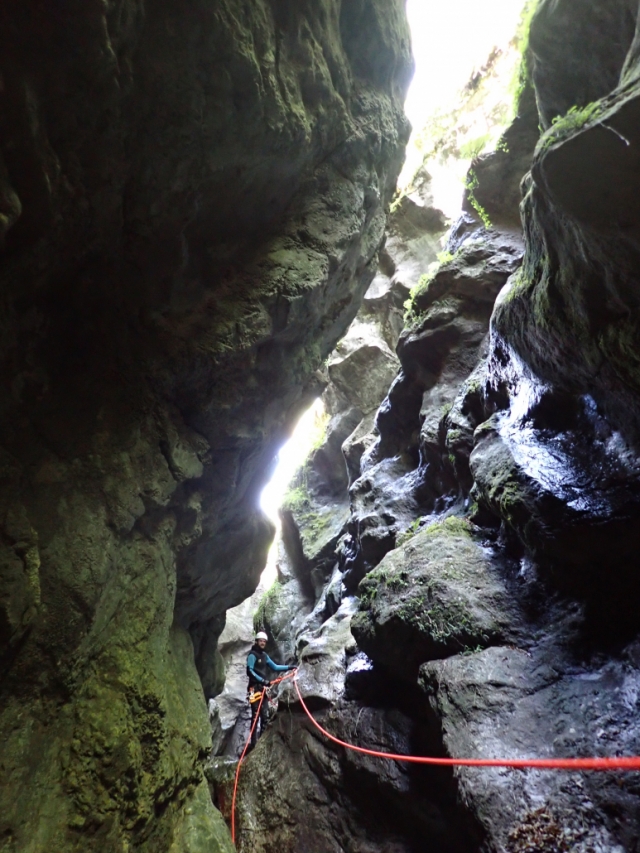  Subida entre cânions 