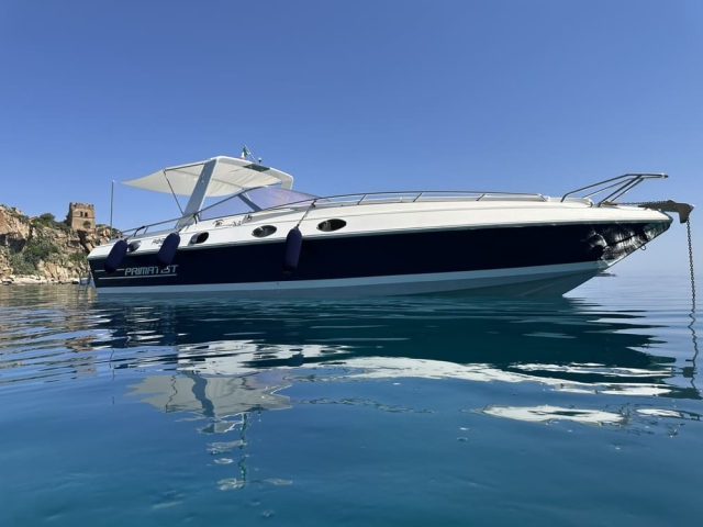  Disfruta de un paseo en barco por Sicilia