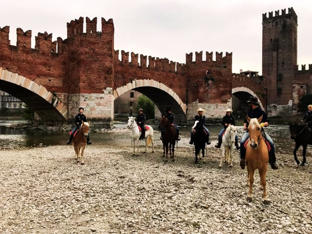 Cavalcata a Verona