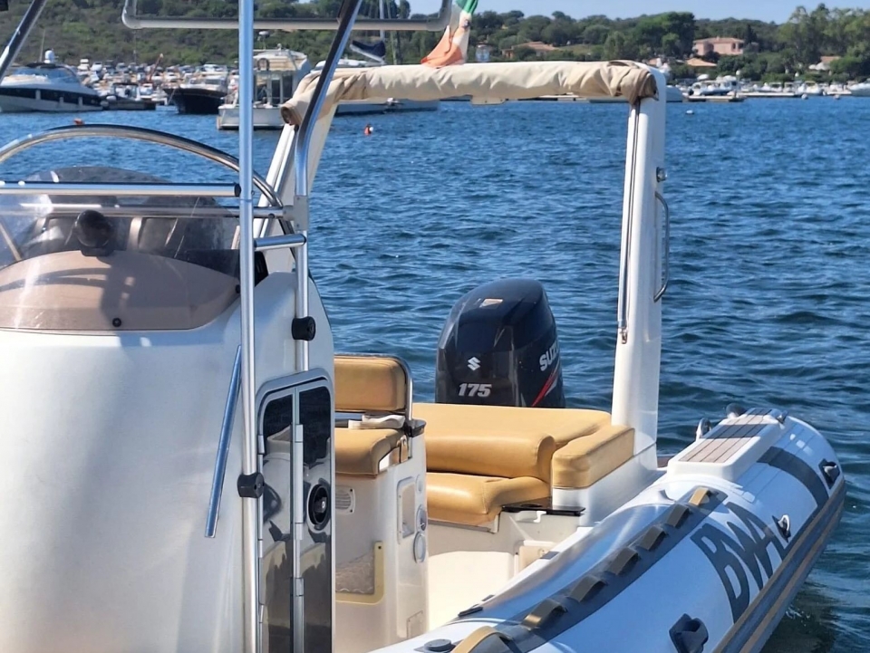 Itinerario marítimo en el sur de Sardinia Itinerario marítimo en el sur de Sardinia