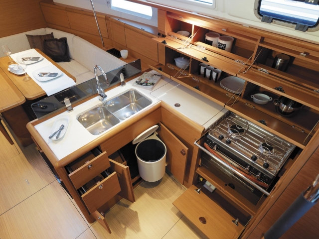  the kitchen 