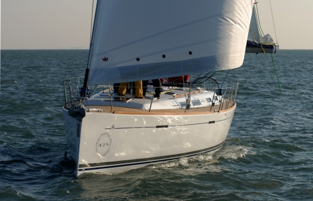  Segeln Sie mit uns 