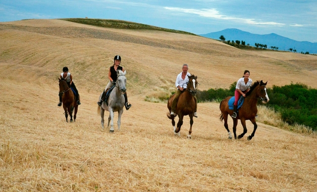 riding on the Tuscan hills 