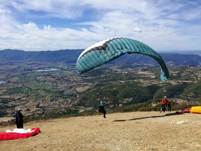  Taking off 