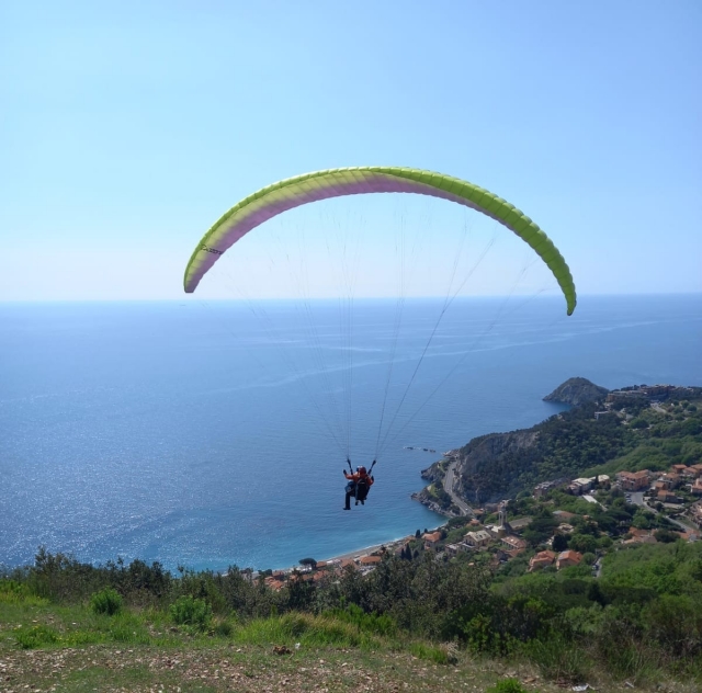 Parapente em Bargeggi