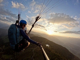 Thermal paragliding flight at Plan De Corones 30 minutes