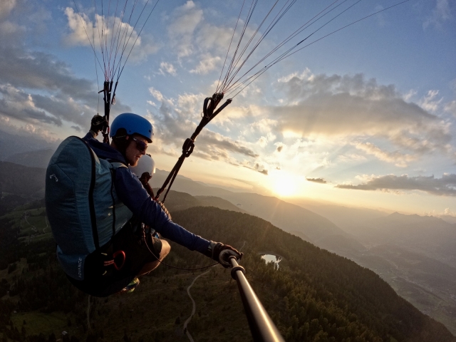 Voo termal de parapente em Plan De Corones 30 minutos