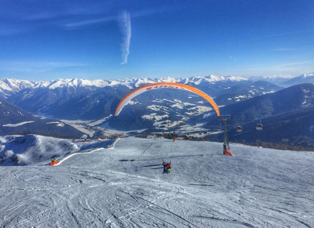  Gleitschirmfliegen im Winter 