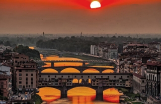 50 minute helicopter tour over Tuscany